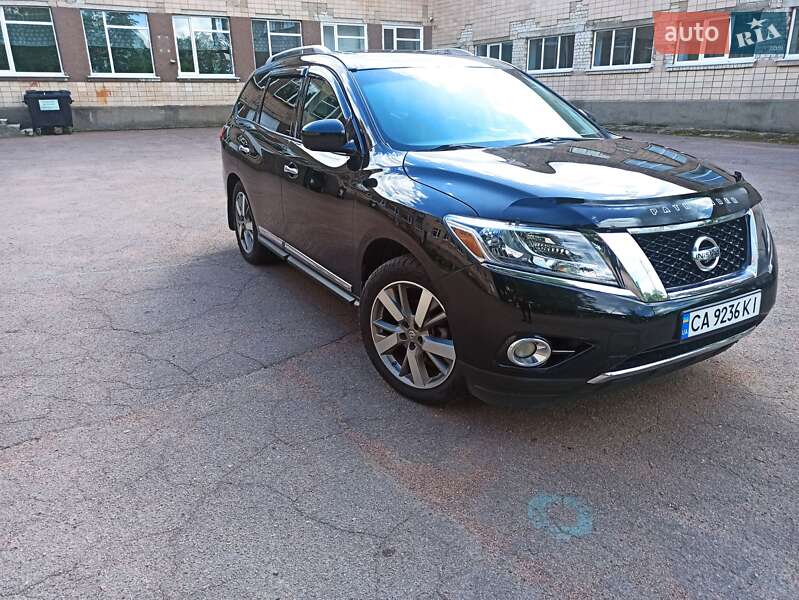 Внедорожник / Кроссовер Nissan Pathfinder 2014 в Черкассах фото 4 Внедорожник / Кроссовер Nissan Pathfinder 2014 в Черкассах