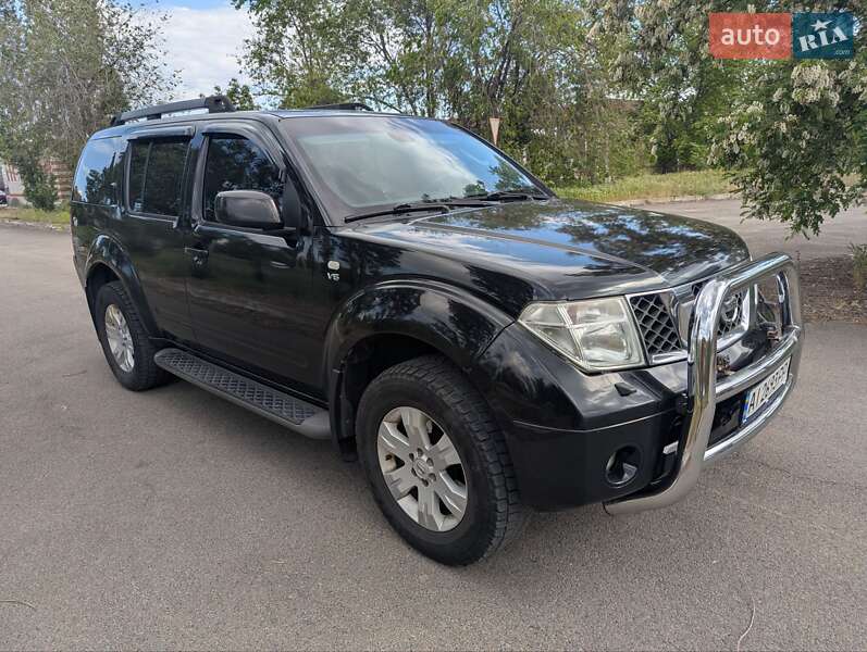 Позашляховик / Кросовер Nissan Pathfinder 2006 в Дніпрі