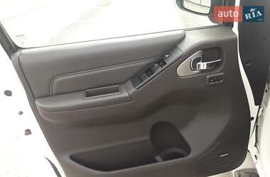 Позашляховик / Кросовер Nissan Pathfinder 2011 в 