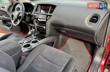 Внедорожник / Кроссовер Nissan Pathfinder 2013 в 