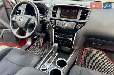 Внедорожник / Кроссовер Nissan Pathfinder 2013 в 