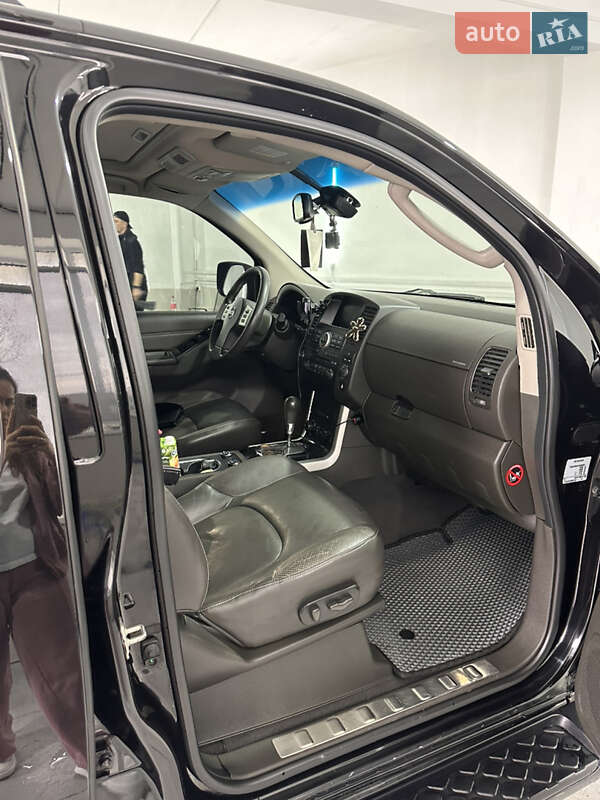 Позашляховик / Кросовер Nissan Pathfinder 2012 в Іршаві фото 3 Позашляховик / Кросовер Nissan Pathfinder 2012 в Іршаві