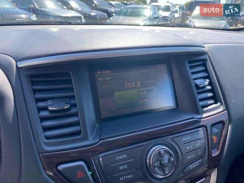 Позашляховик / Кросовер Nissan Pathfinder 2014 в Львові