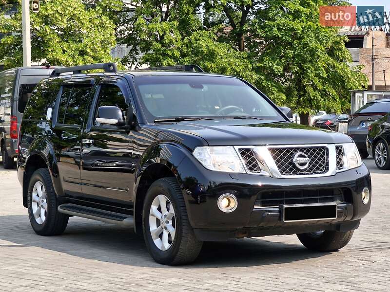 Позашляховик / Кросовер Nissan Pathfinder 2012 в Дніпрі