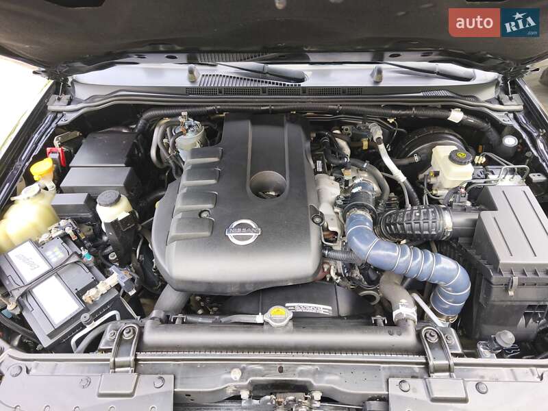 Позашляховик / Кросовер Nissan Pathfinder 2012 в Дніпрі