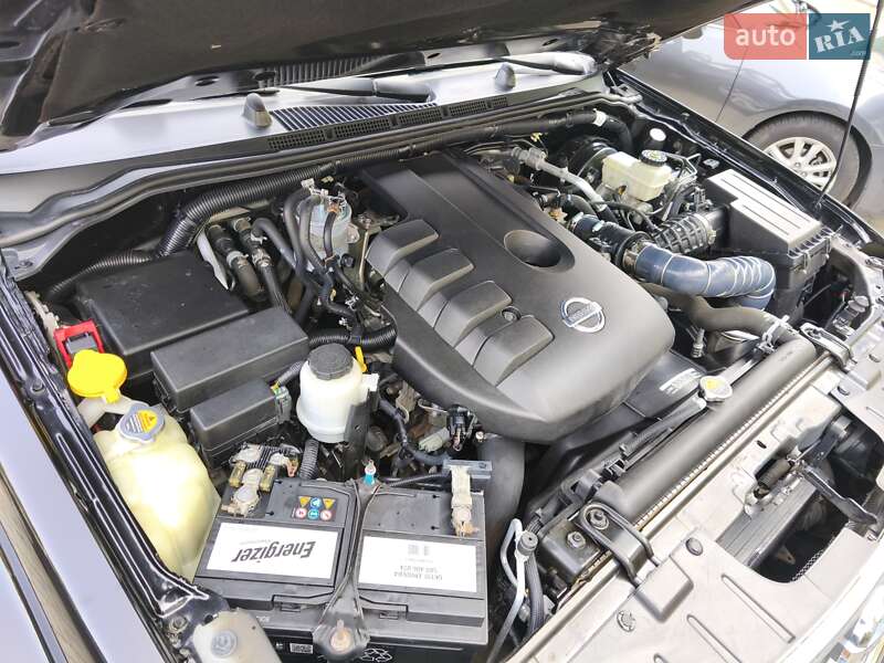 Позашляховик / Кросовер Nissan Pathfinder 2012 в Дніпрі