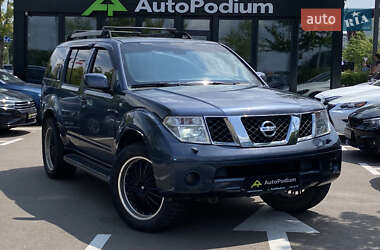Позашляховик / Кросовер Nissan Pathfinder 2007 в Києві