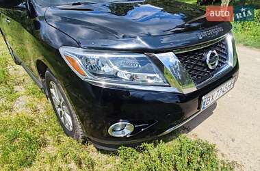 Внедорожник / Кроссовер Nissan Pathfinder 2013 в 