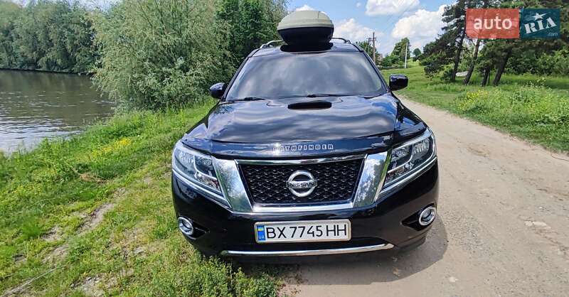 Позашляховик / Кросовер Nissan Pathfinder 2013 в Хмельницькому