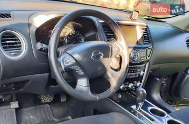 Внедорожник / Кроссовер Nissan Pathfinder 2013 в 