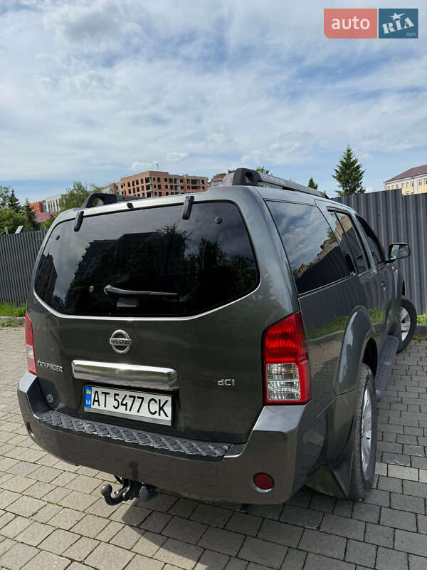 Позашляховик / Кросовер Nissan Pathfinder 2005 в Івано-Франківську