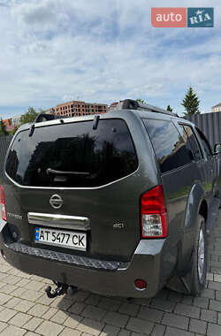 Позашляховик / Кросовер Nissan Pathfinder 2005 в Івано-Франківську