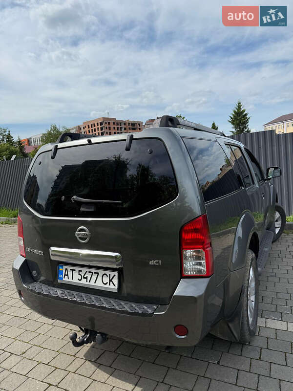 Позашляховик / Кросовер Nissan Pathfinder 2005 в Івано-Франківську