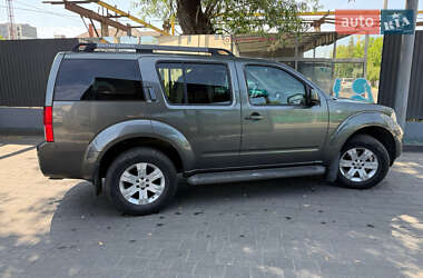 Позашляховик / Кросовер Nissan Pathfinder 2005 в Івано-Франківську