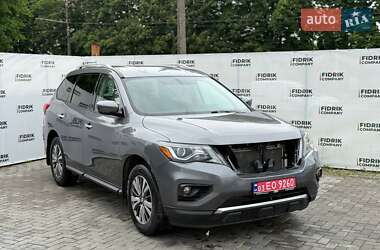 Внедорожник / Кроссовер Nissan Pathfinder 2019 в Луцке