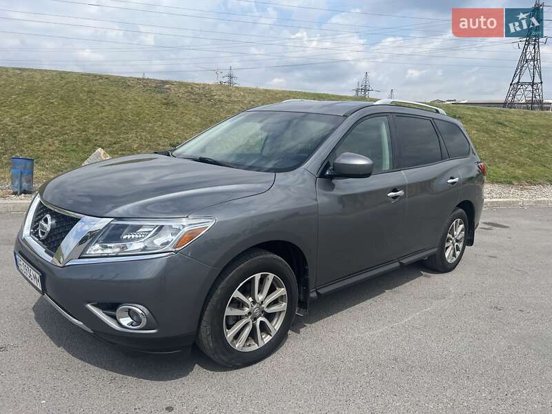 Позашляховик / Кросовер Nissan Pathfinder 2015 в Дніпрі фото 3 Позашляховик / Кросовер Nissan Pathfinder 2015 в Дніпрі