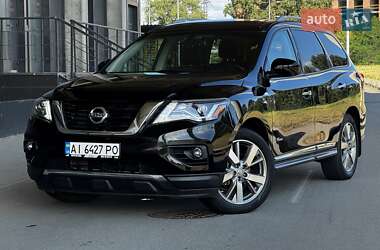 Позашляховик / Кросовер Nissan Pathfinder 2013 в Києві