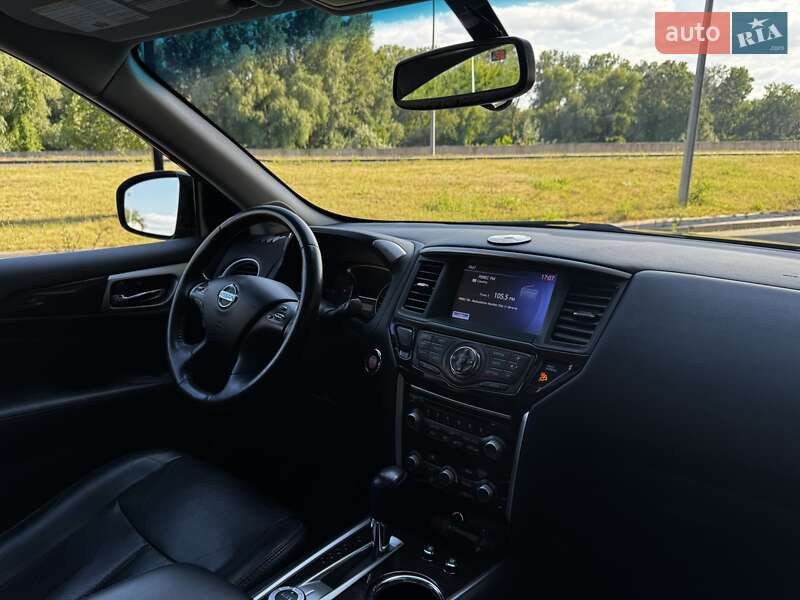 Внедорожник / Кроссовер Nissan Pathfinder 2013 в Киеве