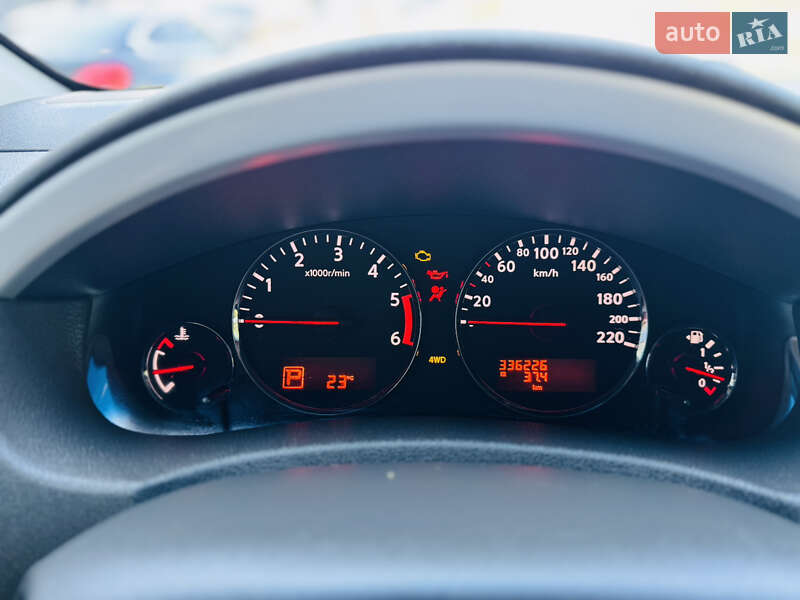 Внедорожник / Кроссовер Nissan Pathfinder 2013 в Ровно