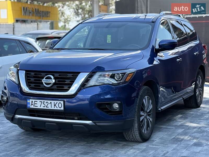 Nissan Pathfinder 2016