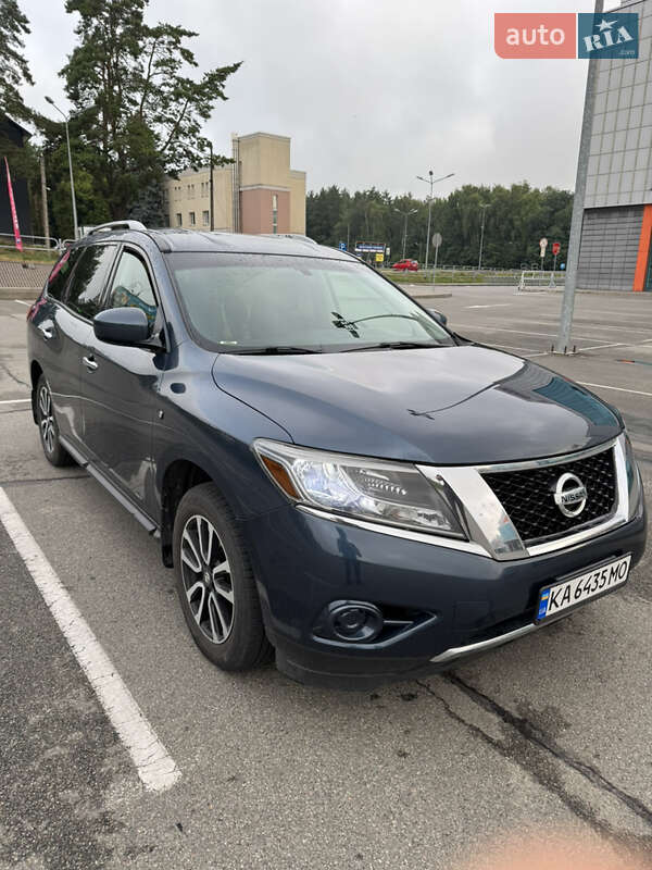 Внедорожник / Кроссовер Nissan Pathfinder 2014 в Киеве