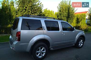 Внедорожник / Кроссовер Nissan Pathfinder 2012 в Ровно