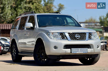 Позашляховик / Кросовер Nissan Pathfinder 2013 в Києві