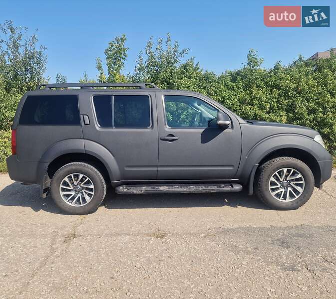 Внедорожник / Кроссовер Nissan Pathfinder 2008 в Харькове
