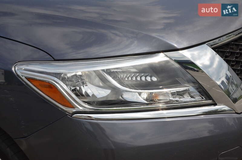 Позашляховик / Кросовер Nissan Pathfinder 2014 в Києві