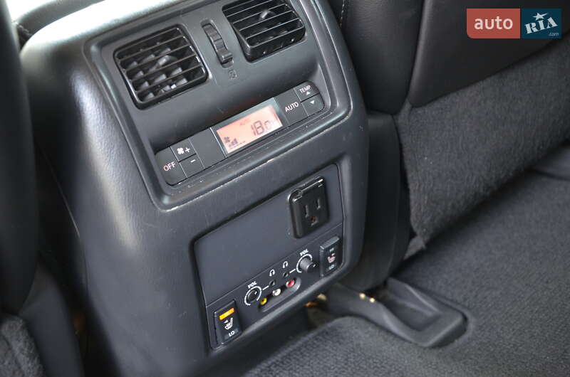 Позашляховик / Кросовер Nissan Pathfinder 2014 в Києві