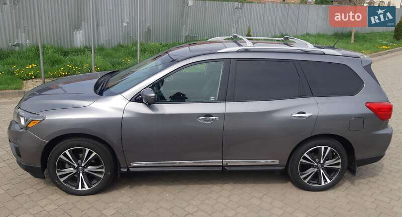Nissan Pathfinder 2017