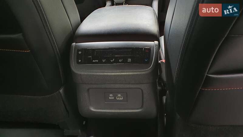 Внедорожник / Кроссовер Nissan Pathfinder 2023 в Киеве