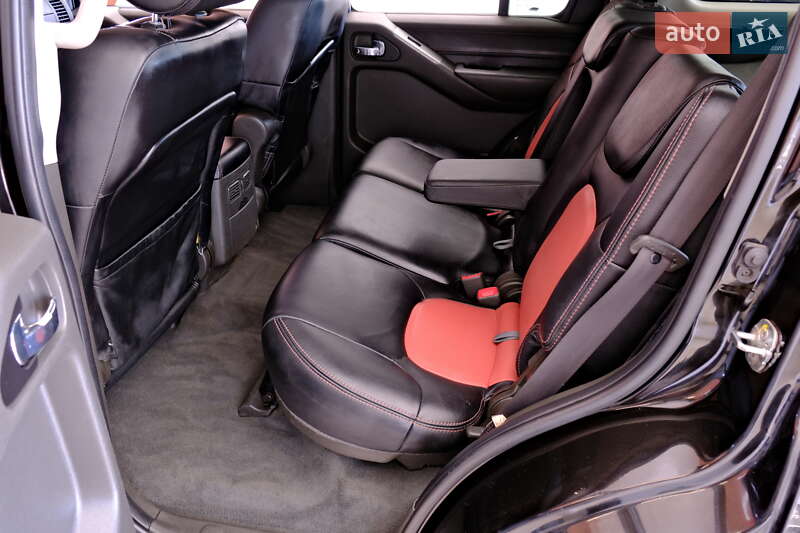 Внедорожник / Кроссовер Nissan Pathfinder 2008 в Одессе
