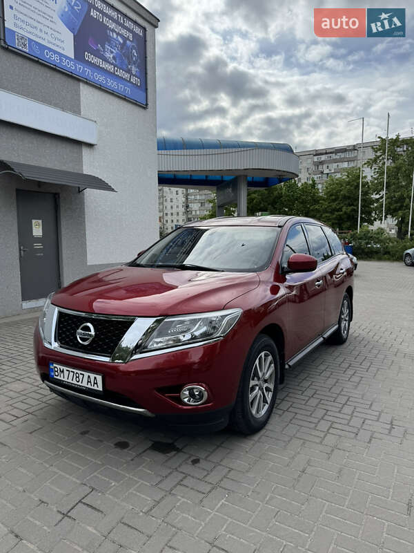 Позашляховик / Кросовер Nissan Pathfinder 2013 в Сумах