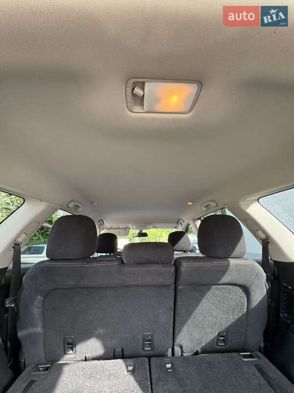 Позашляховик / Кросовер Nissan Pathfinder 2013 в Сумах