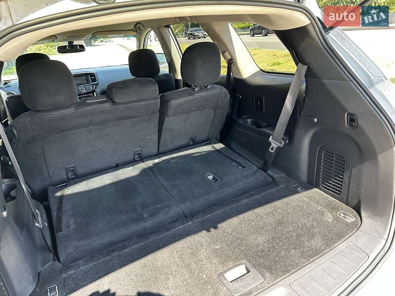 Позашляховик / Кросовер Nissan Pathfinder 2016 в Броварах фото 13 Позашляховик / Кросовер Nissan Pathfinder 2016 в Броварах