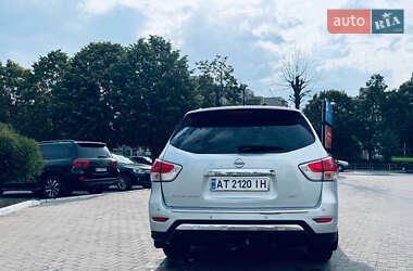 Внедорожник / Кроссовер Nissan Pathfinder 2015 в 