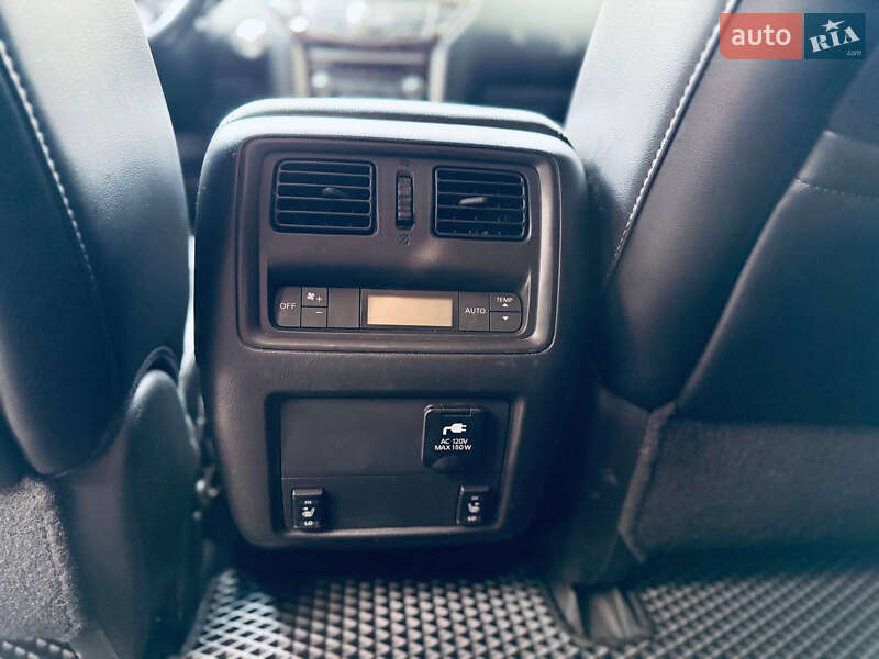 Позашляховик / Кросовер Nissan Pathfinder 2015 в Івано-Франківську