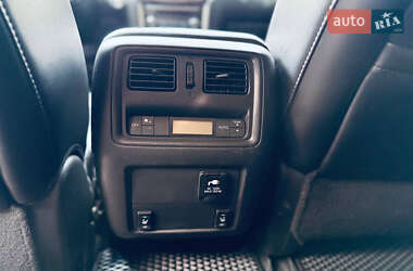 Внедорожник / Кроссовер Nissan Pathfinder 2015 в 