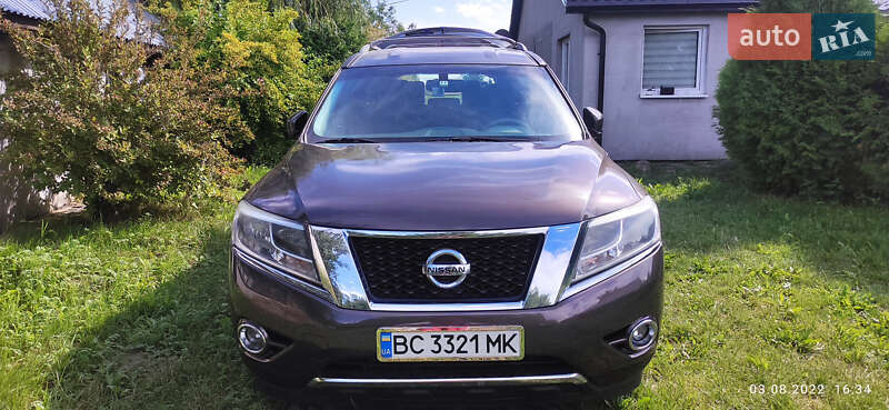 Внедорожник / Кроссовер Nissan Pathfinder 2015 в Шептицькому фото 4 Внедорожник / Кроссовер Nissan Pathfinder 2015 в Шептицькому