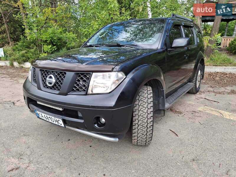 Nissan Pathfinder 2005