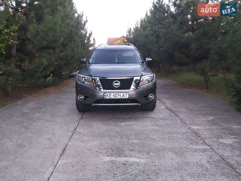Nissan Pathfinder 2015