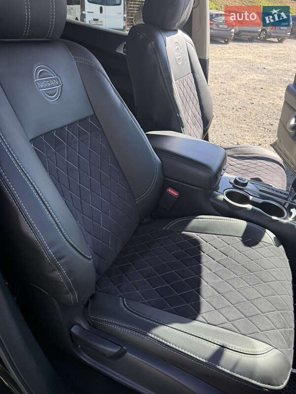 Позашляховик / Кросовер Nissan Pathfinder 2018 в Жовкві