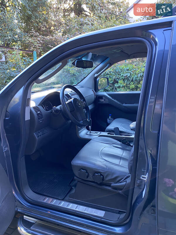 Позашляховик / Кросовер Nissan Pathfinder 2007 в Луцьку