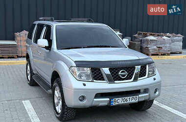 Внедорожник / Кроссовер Nissan Pathfinder 2007 в 