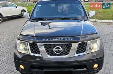 Внедорожник / Кроссовер Nissan Pathfinder 2006 в 