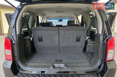 Внедорожник / Кроссовер Nissan Pathfinder 2006 в 