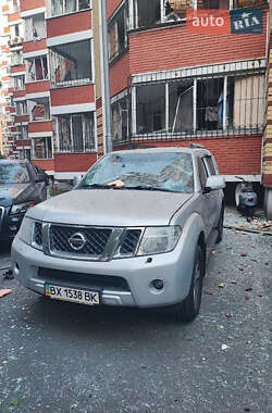 Внедорожник / Кроссовер Nissan Pathfinder 2014 в Киеве