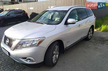 Внедорожник / Кроссовер Nissan Pathfinder 2013 в Киеве