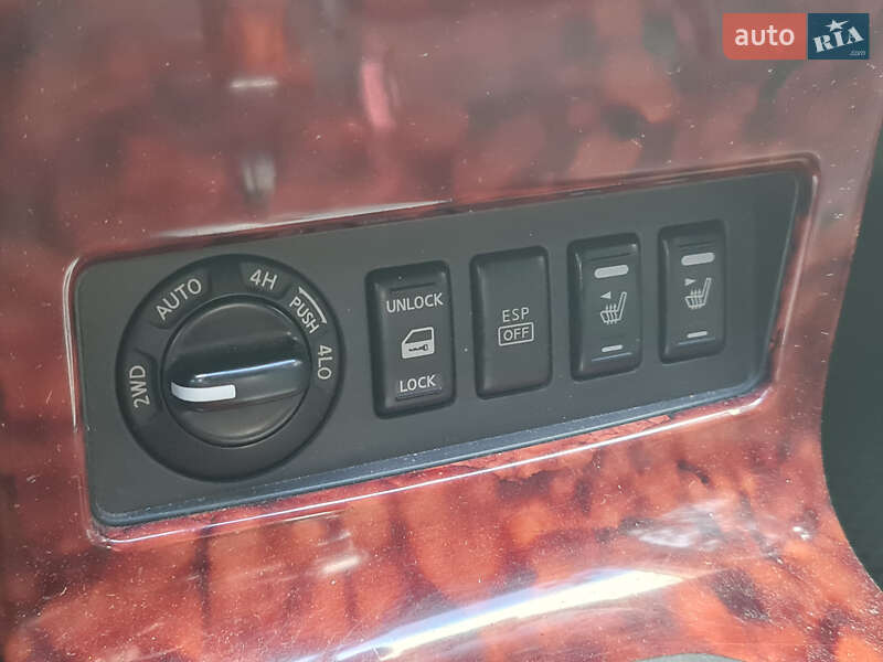 Внедорожник / Кроссовер Nissan Pathfinder 2005 в Киеве